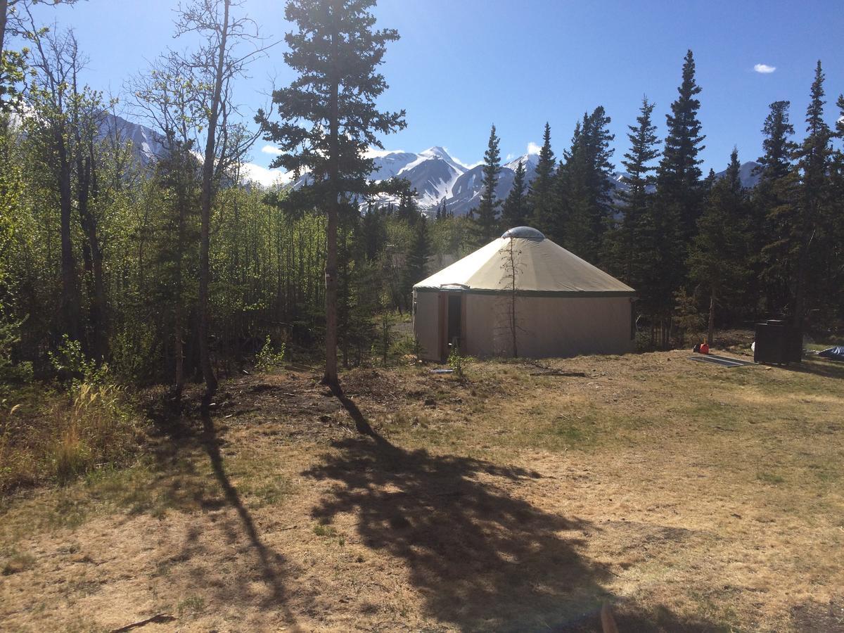 Mount Logan Ecolodge Haines Junction Exterior photo